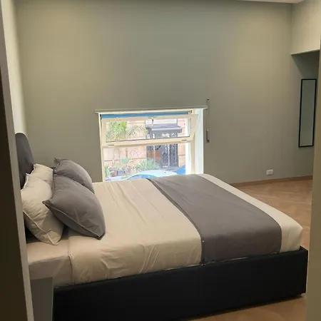 Mazzini Bed & Breakfast *