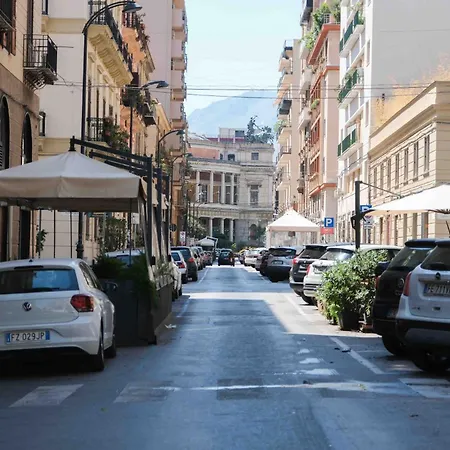 Bed & Breakfast Mazzini 3*